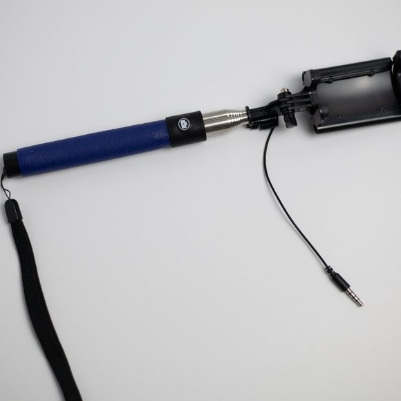 Selfie Stick - Picture 4 of 8